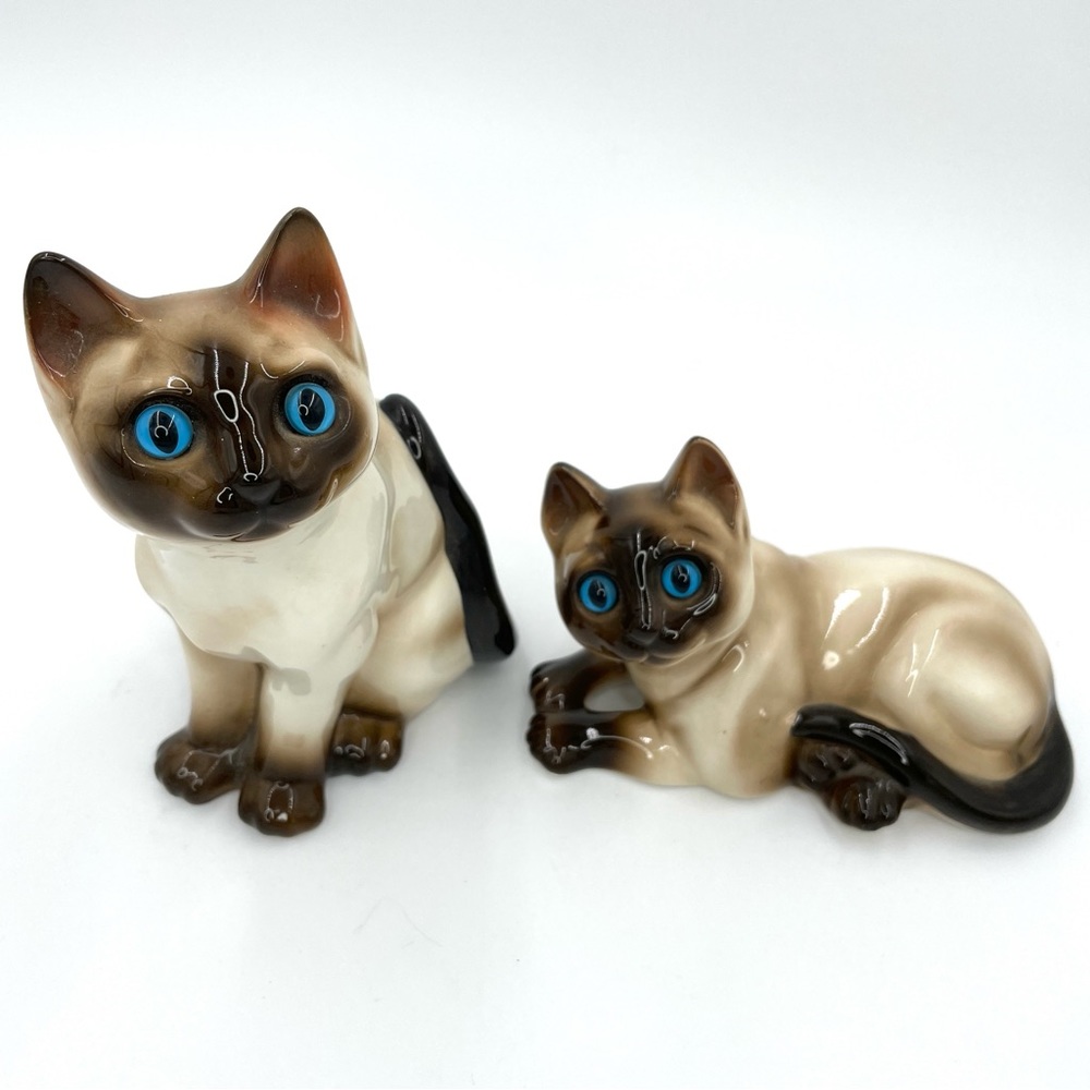 Siamese Cats Porcelain Figurines Set of 2